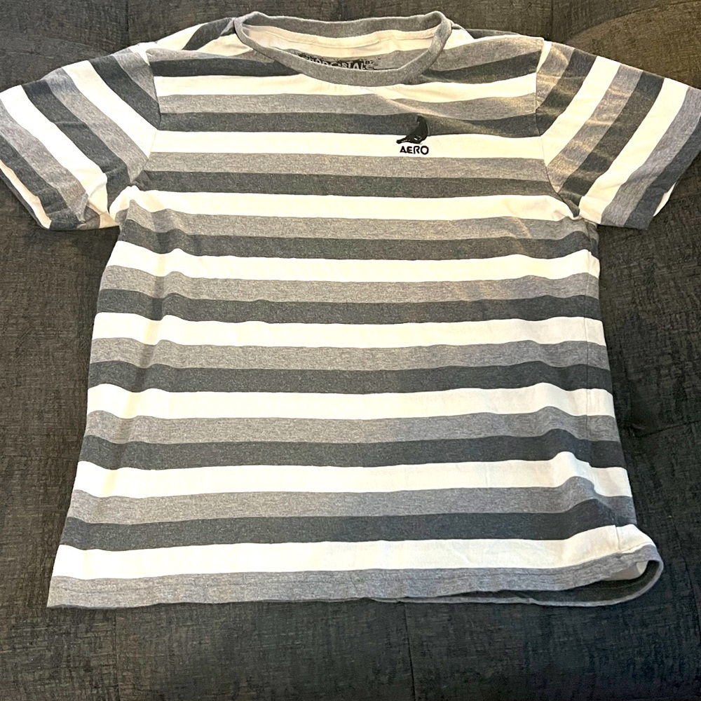 Men’s Aeropostale tshirt size medium